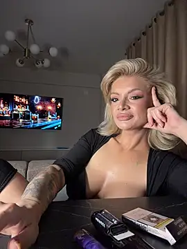 BOO D online show from January 2026 08:56:01 PM