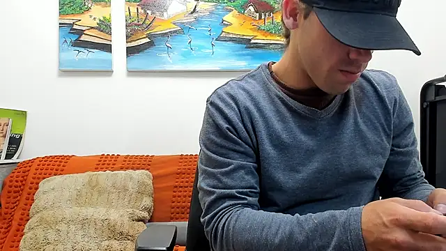 alex-golden online show from September 2025 01:24:02 PM