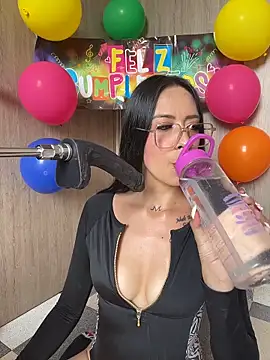 ValentinaBianchi online show from March 2026 07:32:01 PM