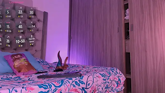 dreamsussi online show from March 2026 10:49:02 PM