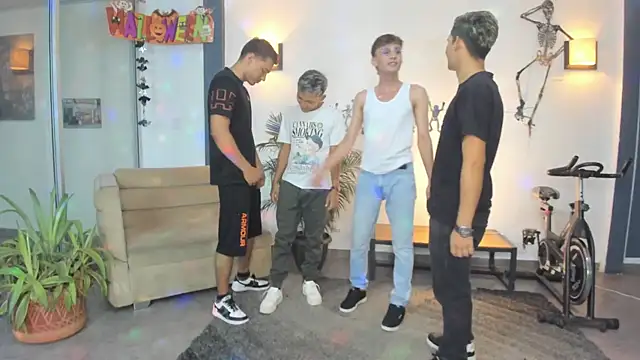 Bisexlifehot   online show from October 2025 11:05:01 PM