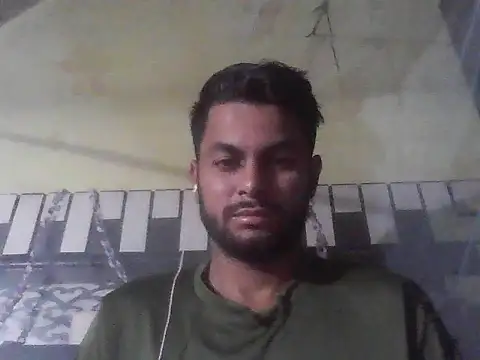 ursdreamperson online show from November 2025 01:15:02 AM