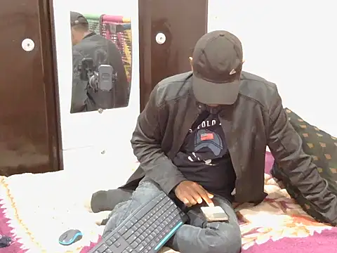 krishjaat43 online show from December 2025 08:02:01 PM