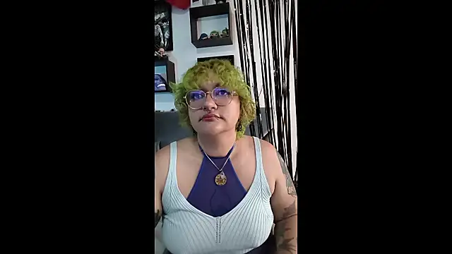 XxGreenGoodxX online show from February 2026 06:37:01 PM