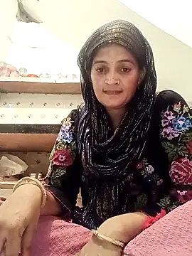 Snapshot of Chhaya_hot chatting on September 2025 03:17:01 PM Chhaya hot online show from September 2025 03:17:01 PM