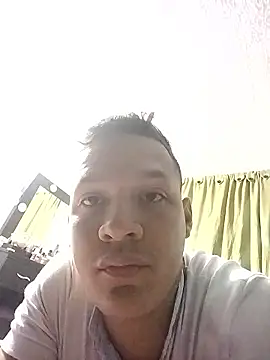 Snapshot of FatiguedRep chatting on November 2025 12:02:01 AM FatiguedRep online show from November 2025 12:02:01 AM