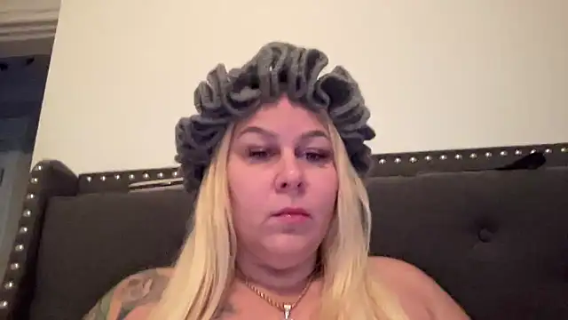 number1slut online show from November 2025 04:20:01 PM