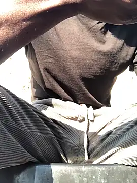 cuminsidebby online show from November 2025 04:57:01 AM