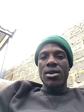 cuminsidebby online show from November 2025 10:15:02 AM