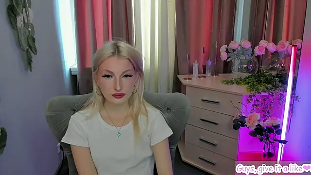 Sarrah blush online show from September 2025 08:18:02 AM