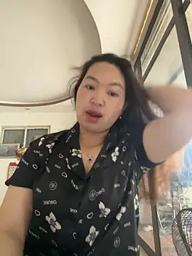 Nhung584 online show from September 2025 02:00:02 AM