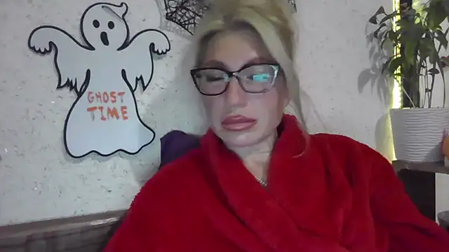 fox red lady7 online show from October 2025 08:43:01 PM