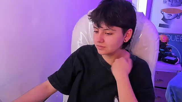 Nathaly ds online show from March 2026 07:08:01 PM