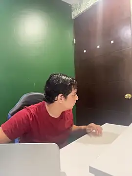 Snapshot of Thiagoforyou chatting on November 2025 04:13:02 PM Thiagoforyou online show from November 2025 04:13:02 PM