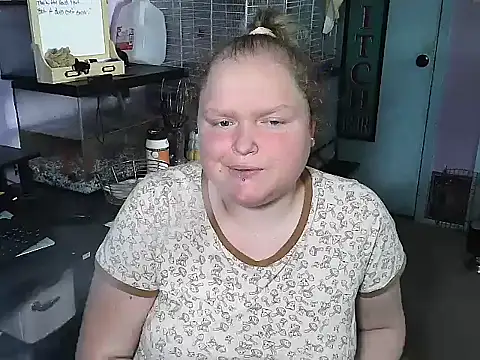 KadiSparkle online show from September 2025 05:47:02 PM