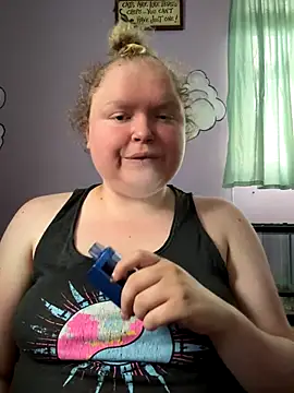 KadiSparkle online show from September 2025 03:37:02 PM