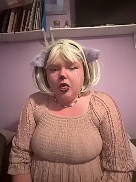 KadiSparkle online show from November 2025 01:07:02 AM