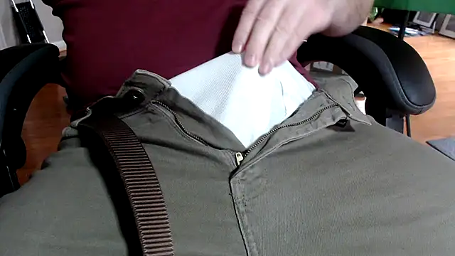 Snapshot of whitewagonsuck chatting on February 2026 07:15:02 PM whitewagonsuck online show from February 2026 07:15:02 PM