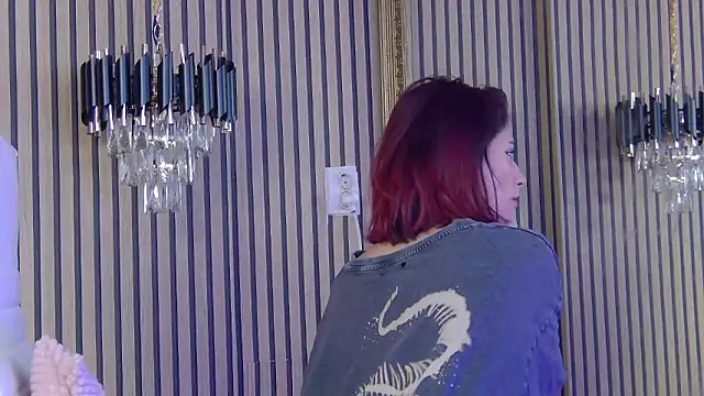 LunaHart online show from October 2025 04:27:01 PM