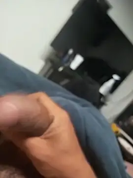 Snapshot of Pauzudopika chatting on October 2025 03:31:02 AM Pauzudopika online show from October 2025 03:31:02 AM