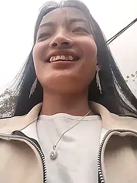 tdtd98 online show from December 2025 05:45:02 AM