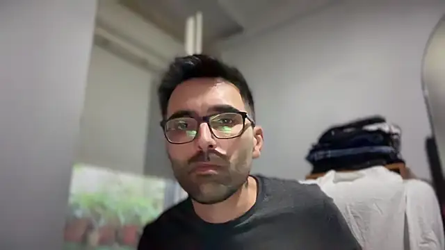 Snapshot of Alicante34 chatting on November 2025 09:28:02 AM Alicante34 online show from November 2025 09:28:02 AM