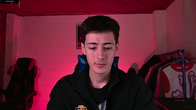 Jeremias miller online show from December 2025 11:32:02 PM