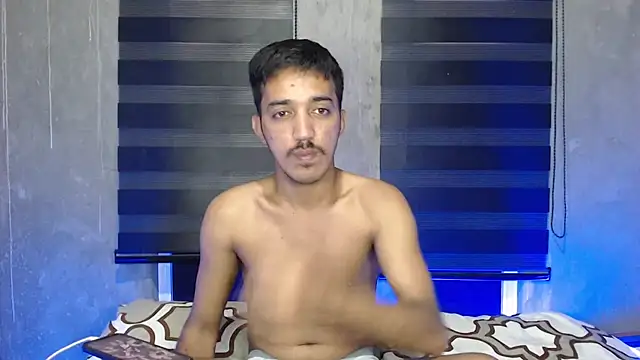 Snapshot of RowyCam chatting on September 2025 08:48:02 AM RowyCam online show from September 2025 08:48:02 AM