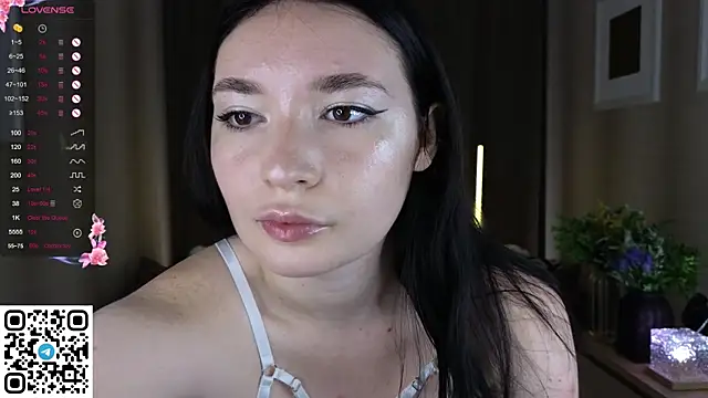 cute club online show from September 2025 05:03:01 PM