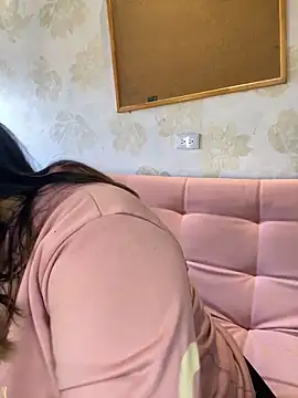 Snapshot of isabella_horney_ chatting on February 2026 12:31:01 PM isabella horney online show from February 2026 12:31:01 PM