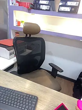 Snapshot of isabella_horney_ chatting on February 2026 02:50:02 PM isabella horney online show from February 2026 02:50:02 PM