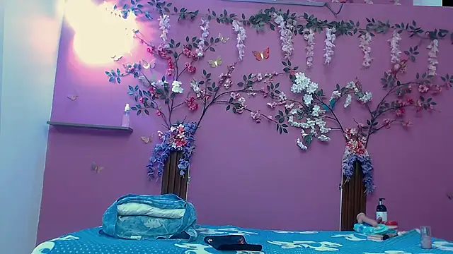 skinnybarbie022 online show from September 2025 12:47:02 AM