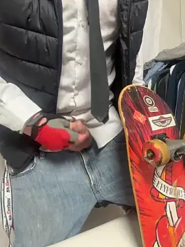 AndreDox online show from April 2026 01:25:01 AM