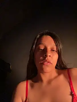 Snapshot of Evermorre chatting on June 2026 04:54:02 AM Evermorre online show from June 2026 04:54:02 AM