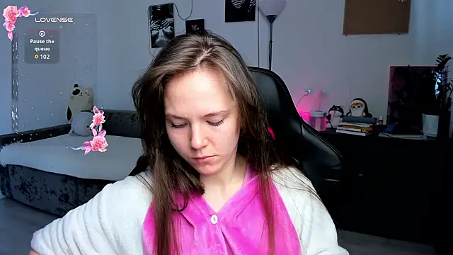 cute little ass online show from February 2026 08:24:07 AM