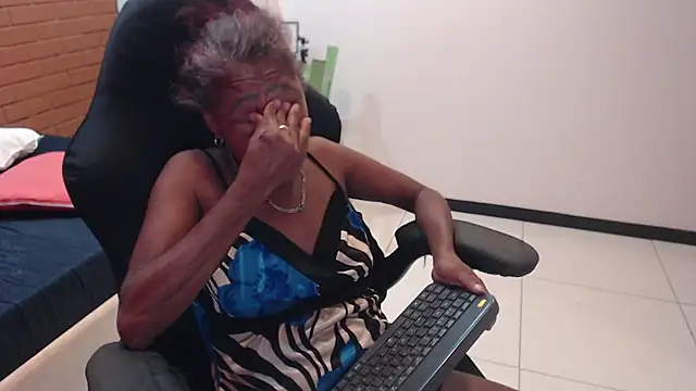 Snapshot of JackyHotBlack chatting on November 2025 12:00:01 AM JackyHotBlack online show from November 2025 12:00:01 AM