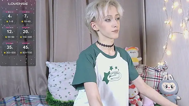 NextVibe  online show from December 2025 06:37:02 PM