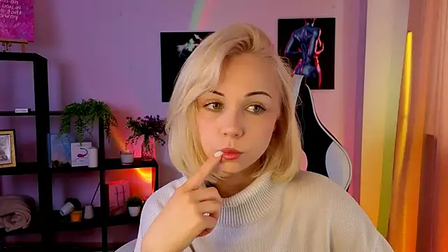 Snapshot of Charlotte_Colinss chatting on May 2026 04:20:02 AM Charlotte Colinss online show from May 2026 04:20:02 AM