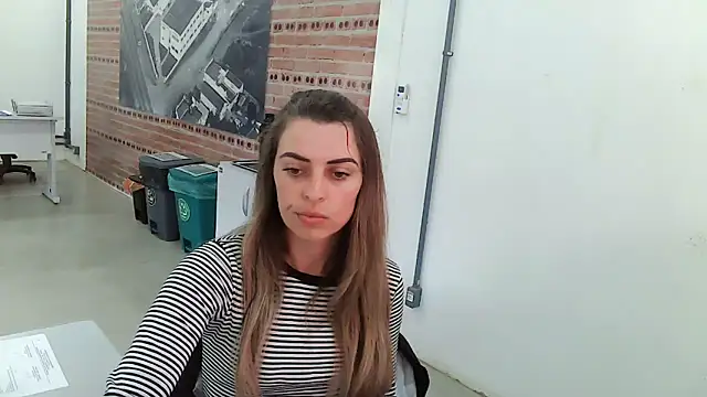 SweetGraciosa online show from September 2025 04:32:01 PM