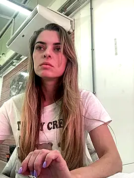 SweetGraciosa online show from October 2025 06:19:01 PM