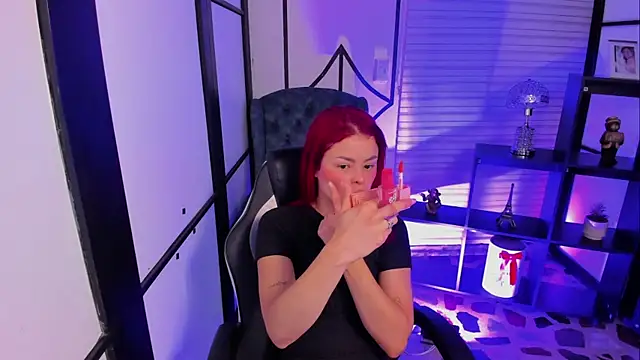 Snapshot of NahomiRichards_ chatting on October 2025 05:08:01 AM NahomiRichards online show from October 2025 05:08:01 AM