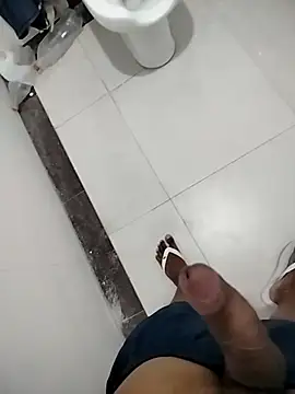 Snapshot of gustado23cmm7 chatting on October 2025 02:56:01 AM gustado23cmm7 online show from October 2025 02:56:01 AM