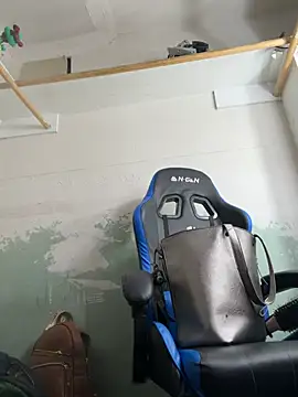 bearcub300 online show from February 2026 08:21:01 AM