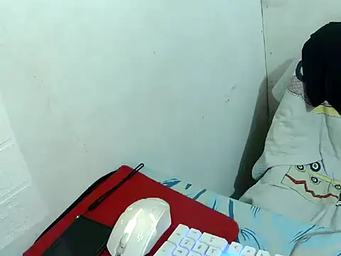 Strawberryyou online show from February 2026 04:00:01 PM