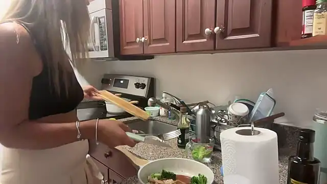 Snapshot of prettyykitty22 chatting on November 2025 02:22:01 AM prettyykitty22 online show from November 2025 02:22:01 AM