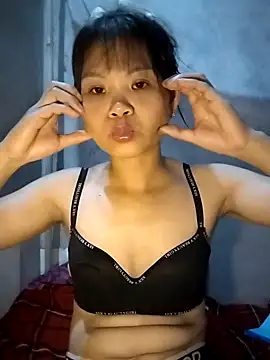 LinhNa999 online show from September 2025 11:55:02 AM