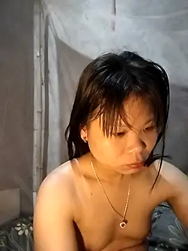 LinhNa999 online show from February 2026 01:57:02 AM