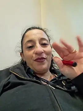 Snapshot of monella821 chatting on November 2025 06:07:02 PM monella821 online show from November 2025 06:07:02 PM