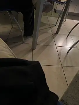 Manu97k online show from October 2025 07:38:02 PM