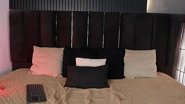 Dominic ghost online show from September 2025 02:48:01 AM